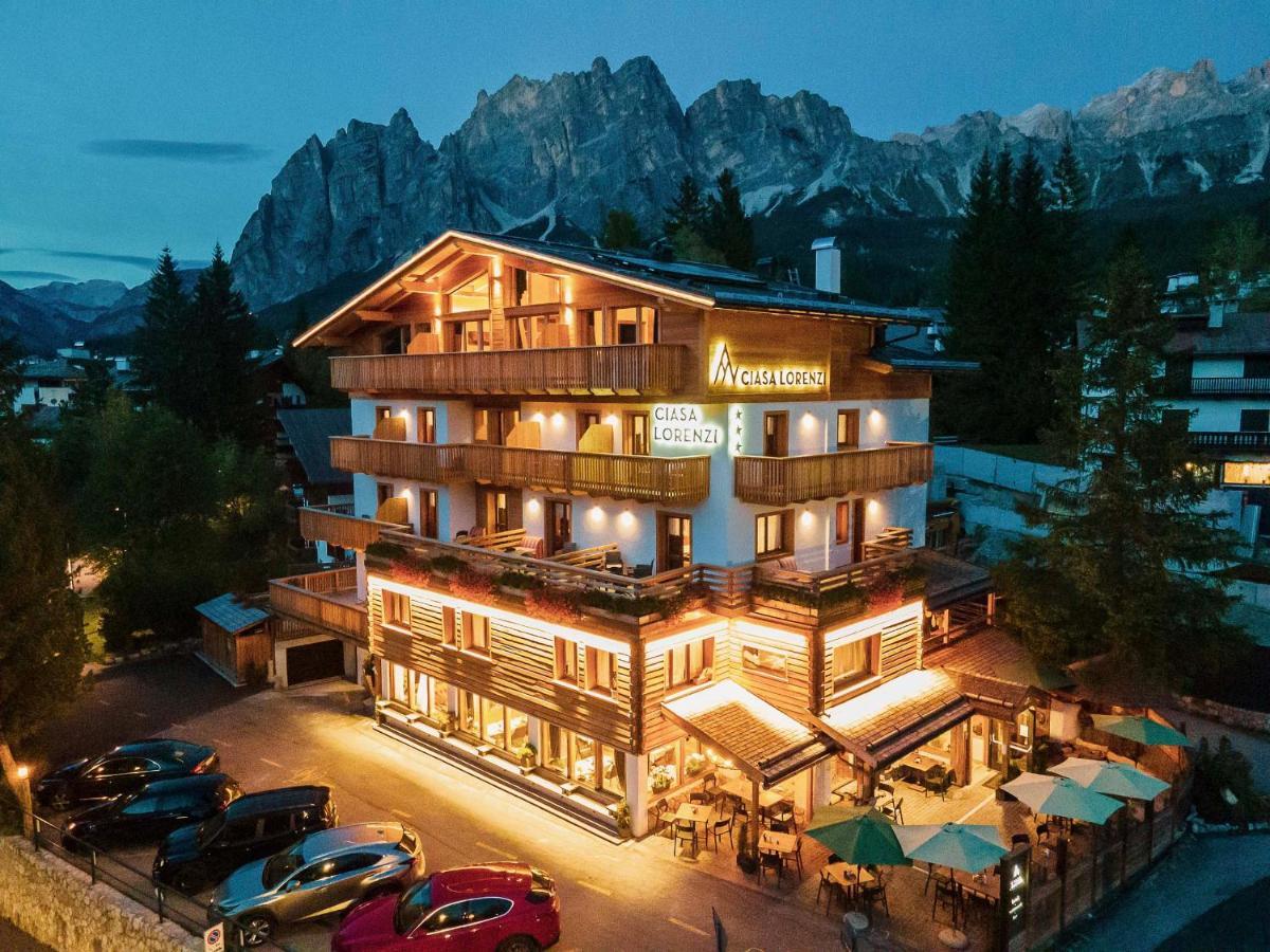 Hotel Ciasa Lorenzi Cortina dʼAmpezzo Extérieur photo