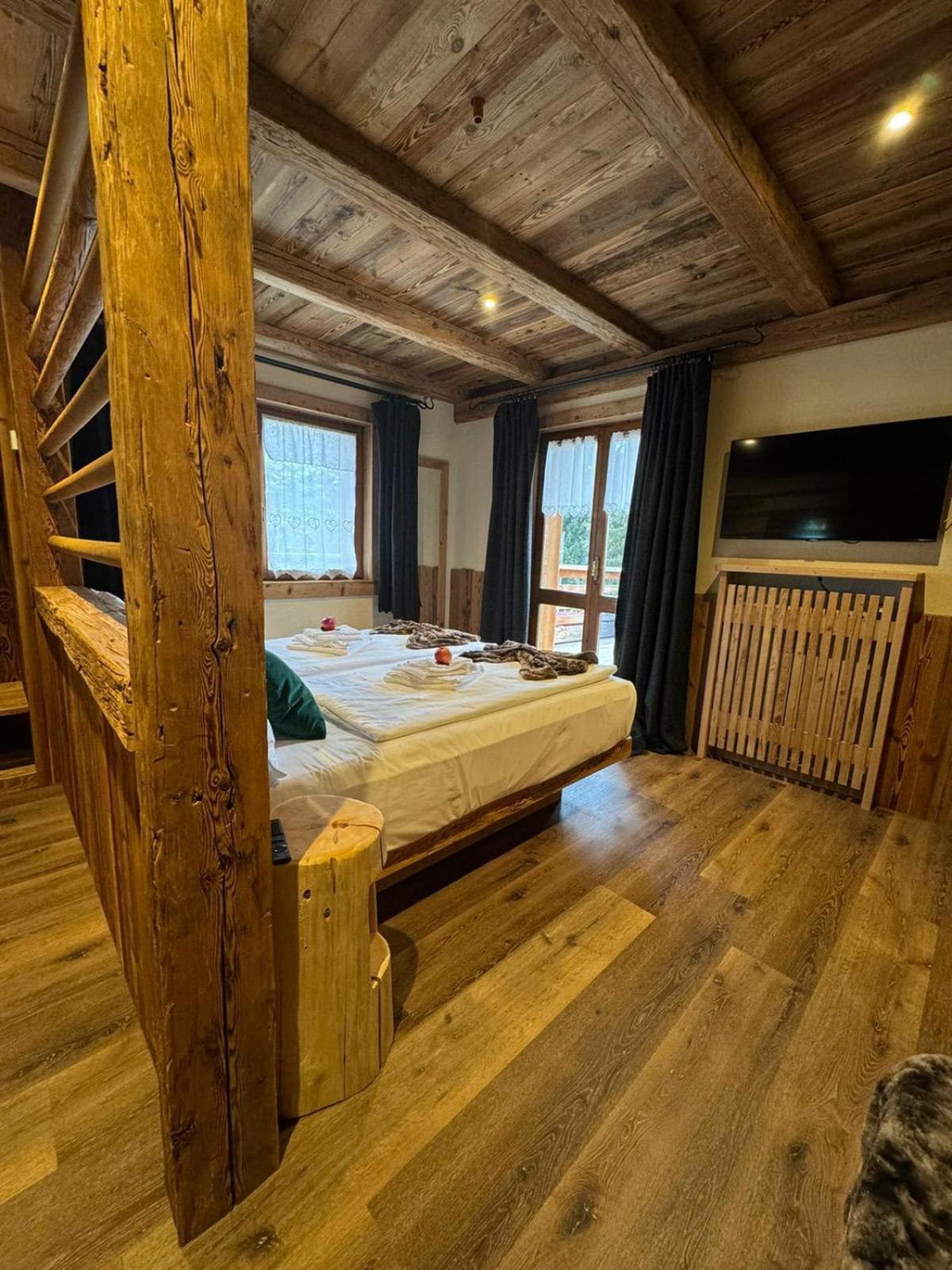 Hotel Ciasa Lorenzi Cortina dʼAmpezzo Extérieur photo