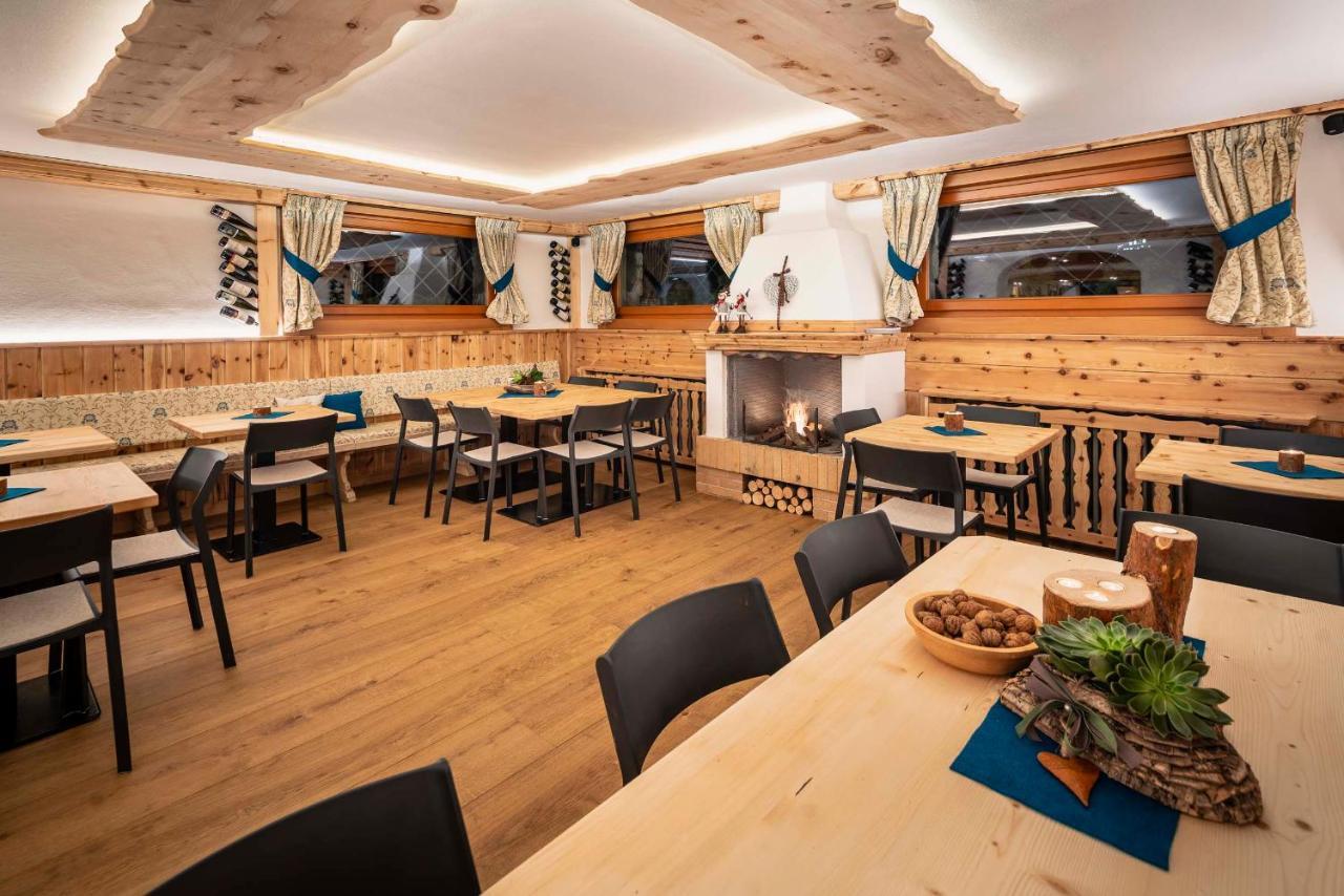 Hotel Ciasa Lorenzi Cortina dʼAmpezzo Extérieur photo